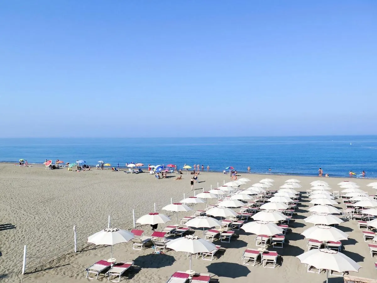 Holiday Home Ponente Deluxe By Interhome Marina Di Bibbona Italy